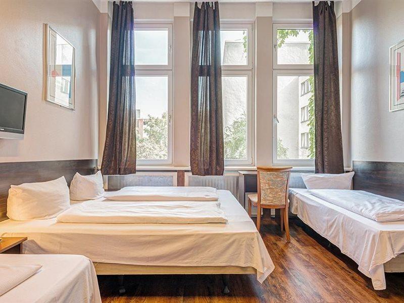 Potsdamer Inn Berlin Exterior photo